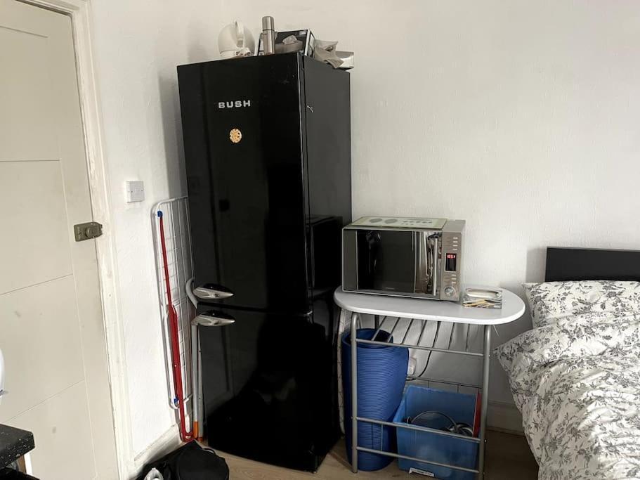 Studio Flat London Finchley Rd Nw11 Extérieur photo